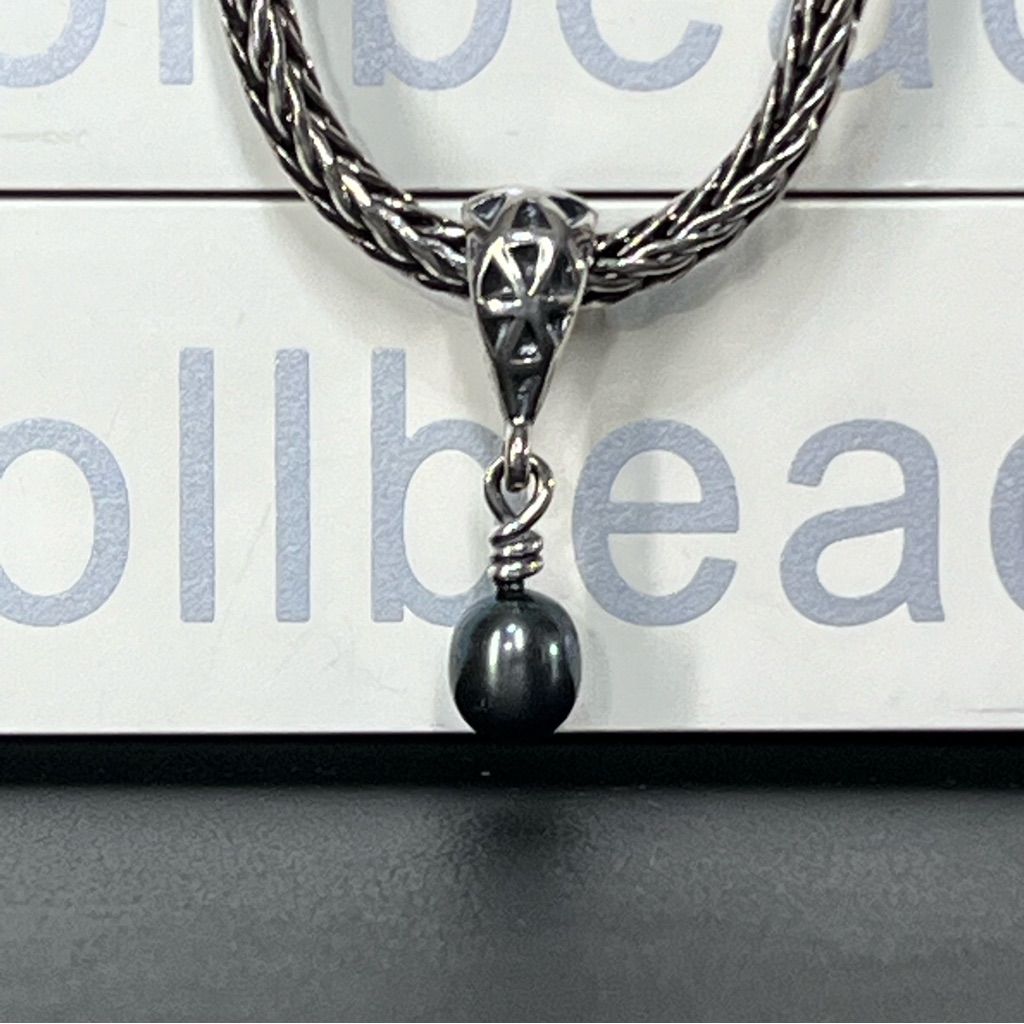 Trollbeads Retired Black Drop Pearl Bead- 11904b